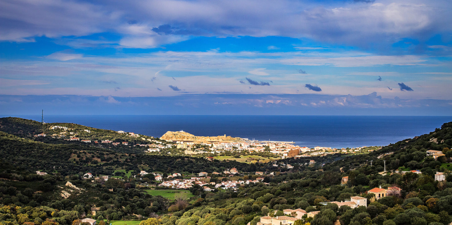 Île Rousse et la vallée de Palazzi, Corse.