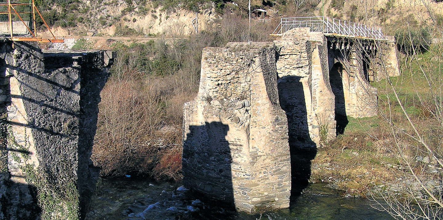 Ancien pont de Ponte-Novu, Corse