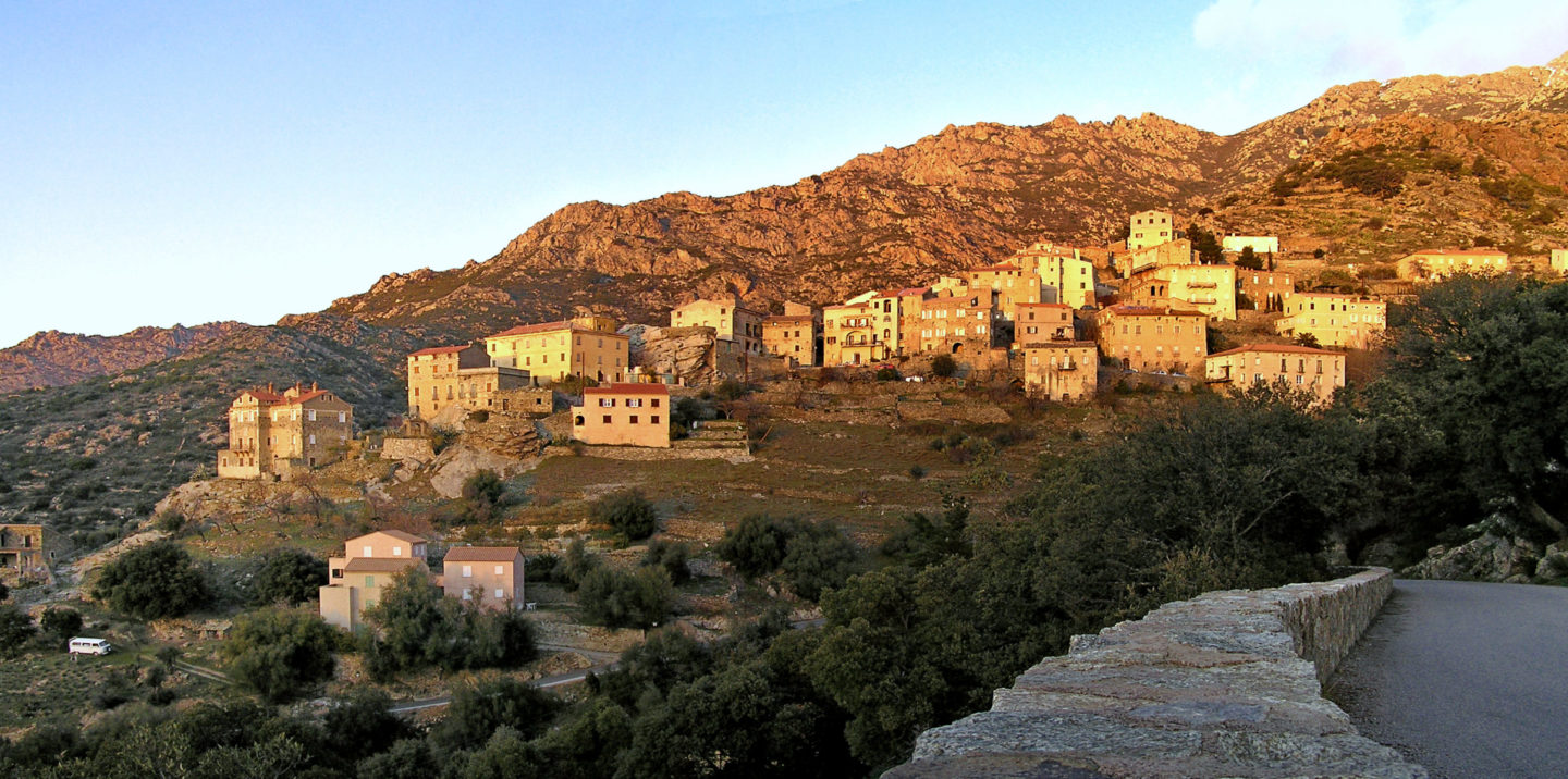 Village de Lama, Corse.